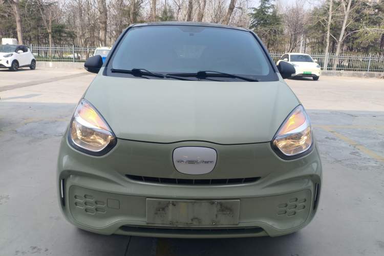 Used Roewe Clever 2021 302 km New Four-Seater Super-Efficient Version Front