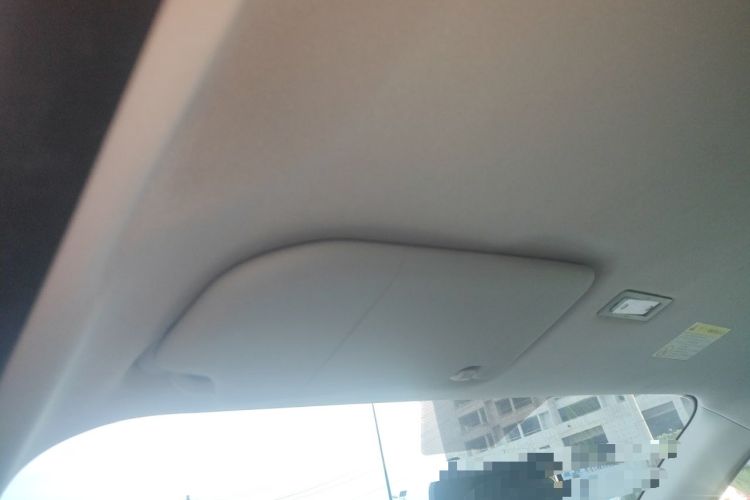 Used Roewe Clever 2021 302 km New Four-Seater Super-Efficient Version Headliner