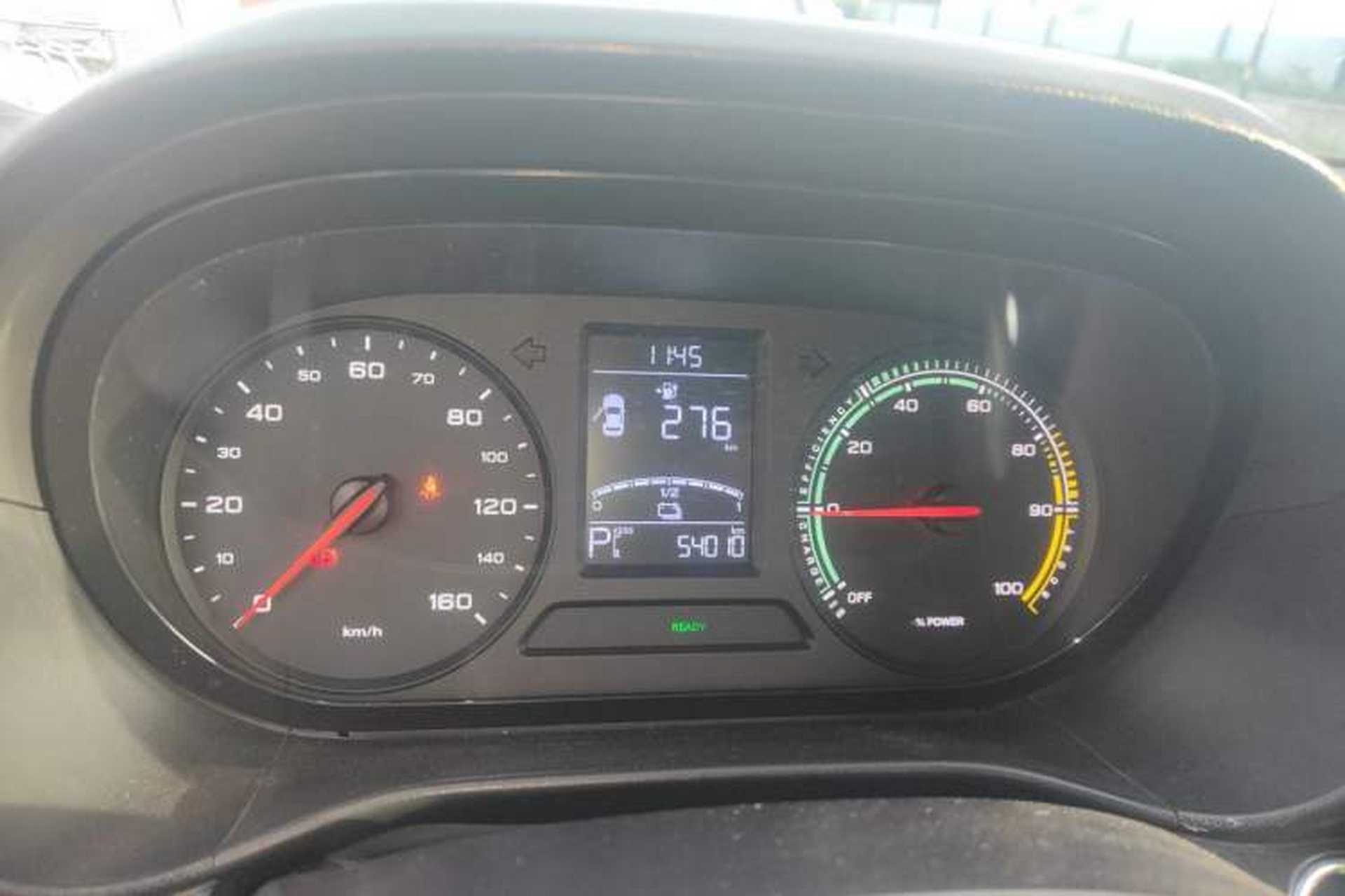 Used Roewe Clever 2021 302 km New Four-Seater Super-Efficient Version Instrument Cluster