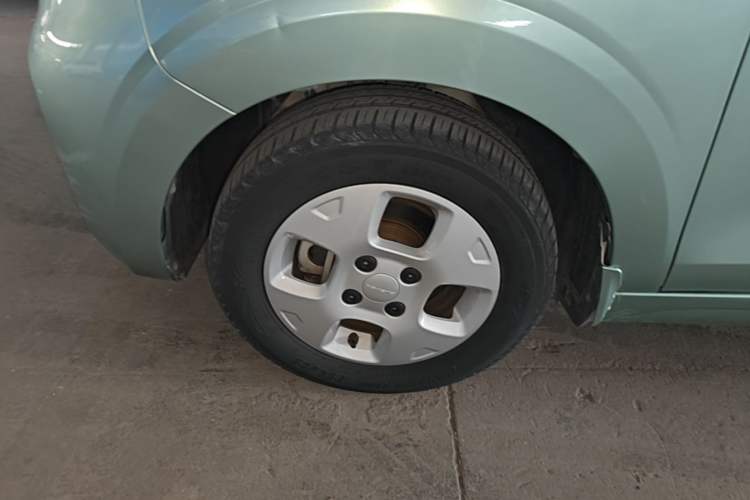 Used Roewe Clever 2021 302km All-Round Version Left Front Wheel Hub