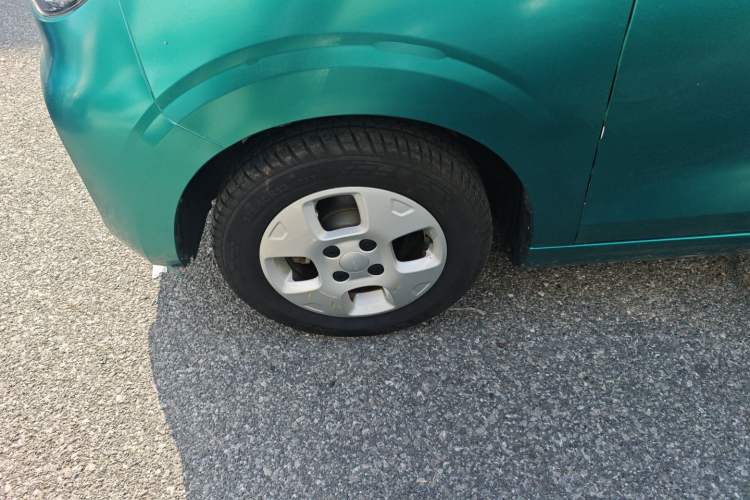 Used Roewe Clever 2021 302km All-Round Version Left Front Wheel Hub