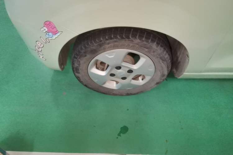 Used Roewe Clever 2021 302km All-Round Version Left Front Wheel Hub