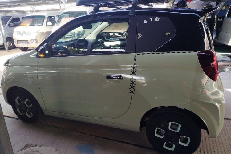 Used Roewe Clever 2021 302km Excellence Edition Left Side