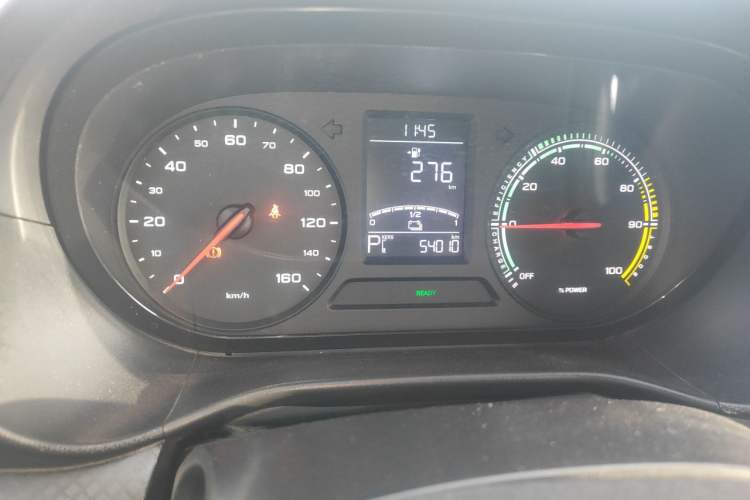 Used Roewe Clever 2021 302 km New Four-Seater Super-Efficient Version Odometer Close Up
