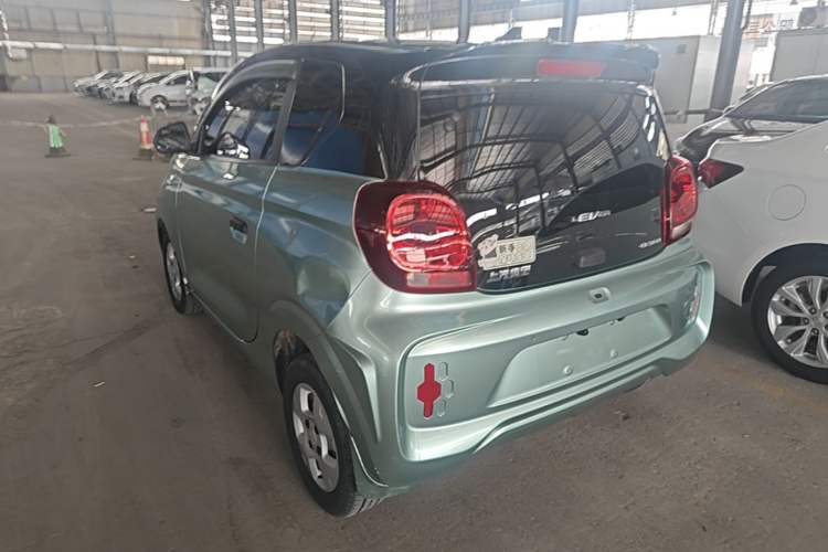 Used Roewe Clever 2021 302km All-Round Version Rear Left 45 Deg