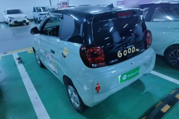 Used Roewe Clever 2021 302km All-Round Version Rear Left 45 Deg