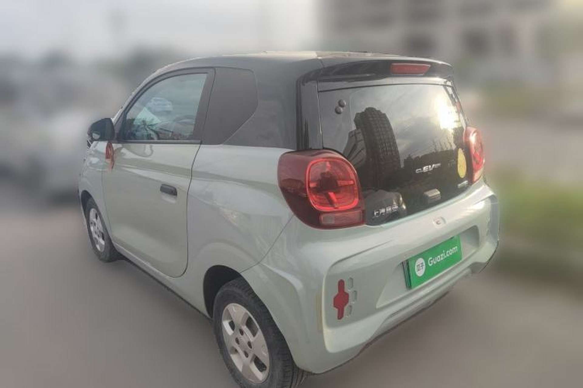 Used Roewe Clever 2021 302 km New Four-Seater Super-Efficient Version Rear Left 45 Deg