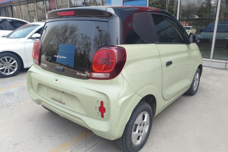 Used Roewe Clever 2021 302 km New Four-Seater Super-Efficient Version Rear Right 45 Deg