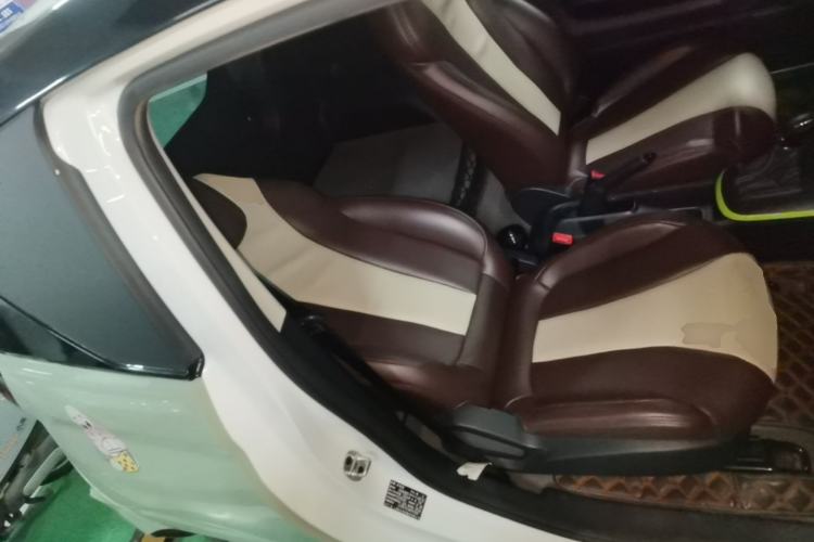 Used Roewe Clever 2021 302km All-Round Version Right Front Seat