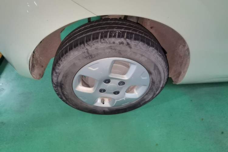 Used Roewe Clever 2021 302km All-Round Version Right Rear Wheel Hub
