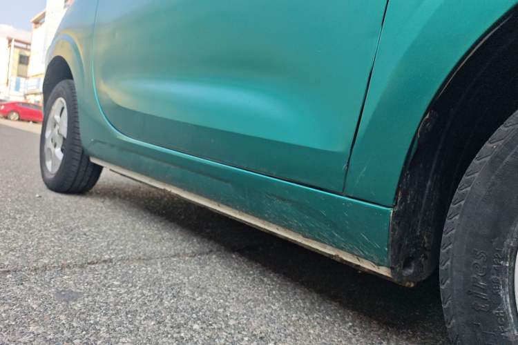 Used Roewe Clever 2021 302km All-Round Version Right Side Sill