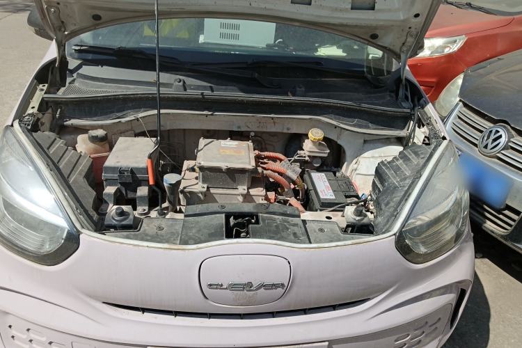 Used Roewe Clever 2021 302 km New Four-Seater Super-Efficient Version Engine Bay