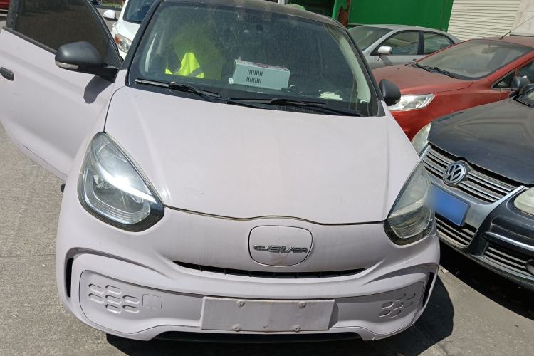 Used Roewe Clever 2021 302 km New Four-Seater Super-Efficient Version Front
