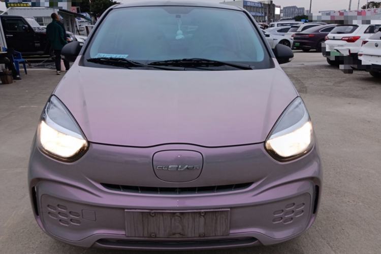 Used Roewe Clever 2021 302 km New Four-Seater Super-Efficient Version Front