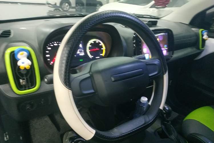 Used Roewe Clever 2021 302km Excellence Edition Interior 2