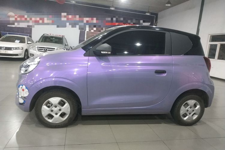 Used Roewe Clever 2021 302 km New Four-Seater Super-Efficient Version Left Side