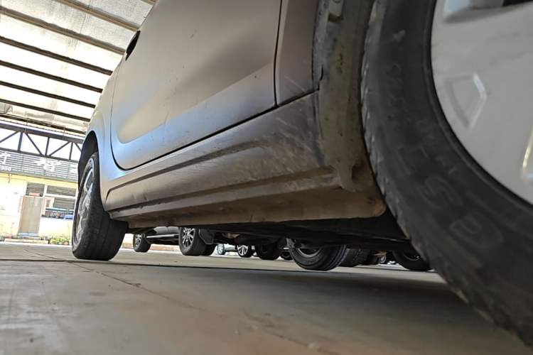 Used Roewe Clever 2021 302km Excellence Edition Right Side Sill