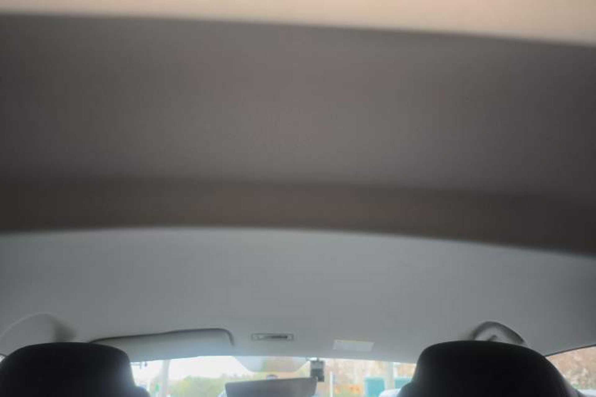 Used Roewe Clever 2021 302 km New Four-Seater Super-Efficient Version Headliner