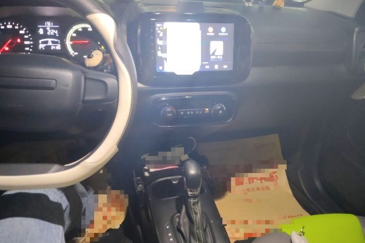 Used Roewe Clever 2021 302km Excellence Edition Audio And AC Panel