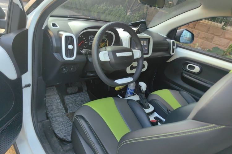 Used Roewe Clever 2021 302km Excellence Edition Center Console