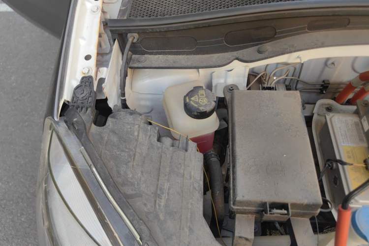 Used Roewe Clever 2021 302km Excellence Edition Engine Bay Right