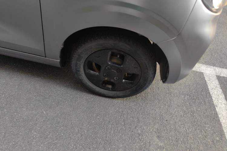 Used Roewe Clever 2021 302km Excellence Edition Right Front Wheel Hub