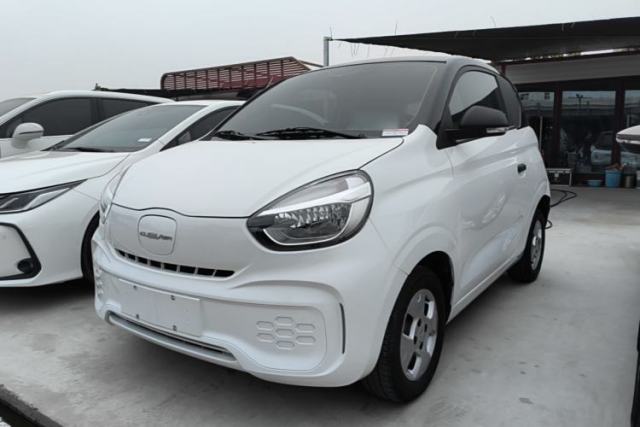 Used Roewe Clever 2021 302 km New Four-Seater Super-Efficient Version