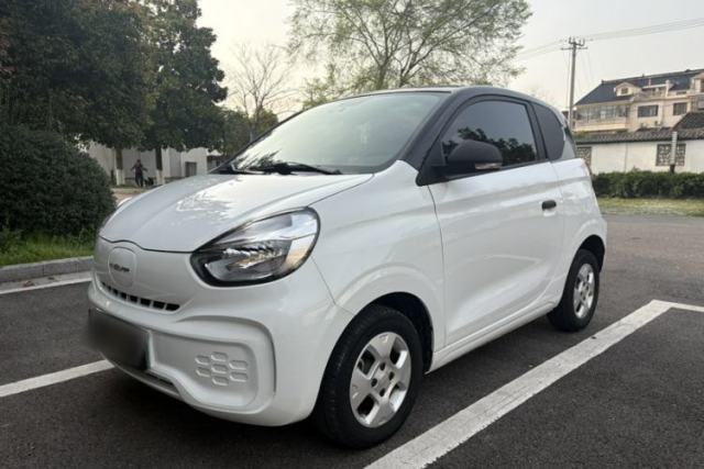 Used Roewe Clever 2021 302 km New Four-Seater Super-Efficient Version