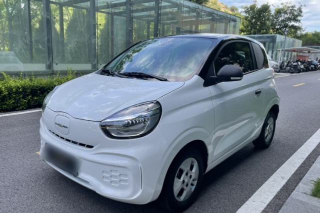 Used Roewe Clever 2021 302 km New Four-Seater Super-Efficient Version