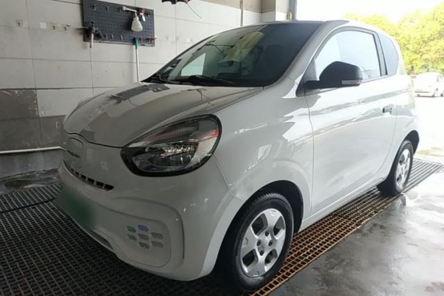 Used Roewe Clever 2021 302 km New Four-Seater Super-Efficient Version