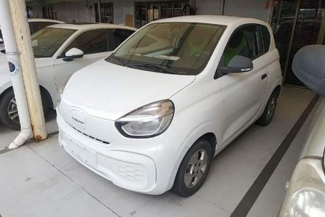 Used Roewe Clever 2021 302 km New Four-Seater Super-Efficient Version