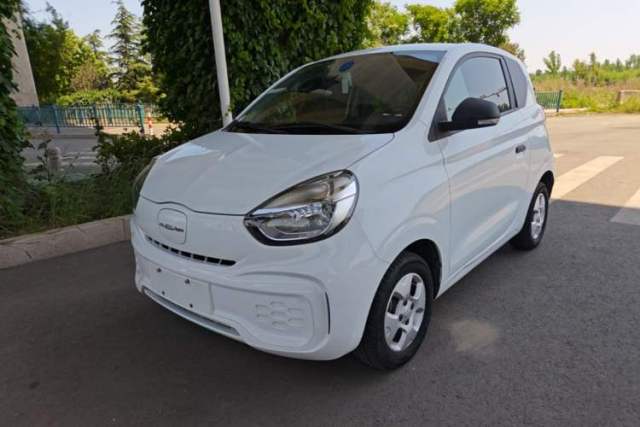 Used Roewe Clever 2021 302 km New Four-Seater Super-Efficient Version
