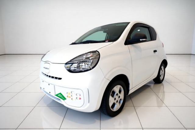 Used Roewe Clever 2021 302 km New Four-Seater Super-Efficient Version