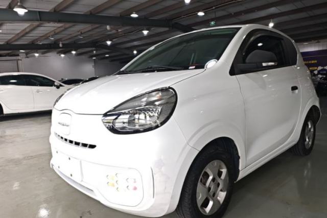 Used Roewe Clever 2021 302 km New Four-Seater Super-Efficient Version