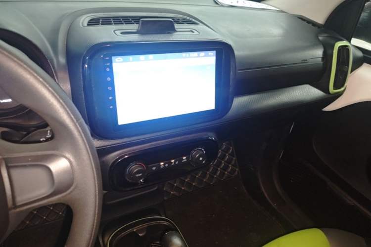 Used Roewe Clever 2021 302km Excellence Edition Audio And AC Panel