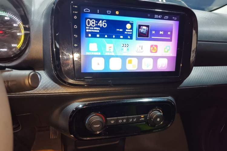 Used Roewe Clever 2021 302km All-Round Version Audio And AC Panel