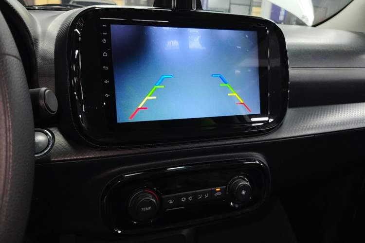Used Roewe Clever 2021 302km Excellence Edition Audio And AC Panel