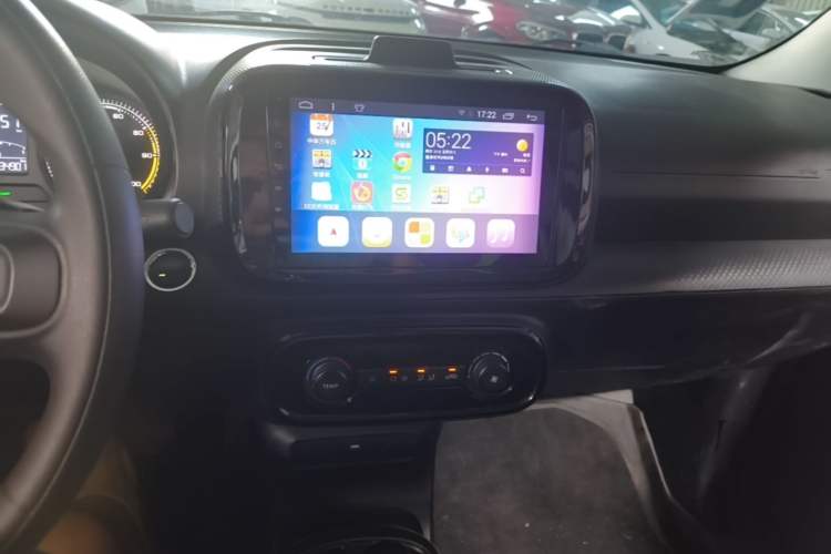 Used Roewe Clever 2021 302km All-Round Version Audio And AC Panel