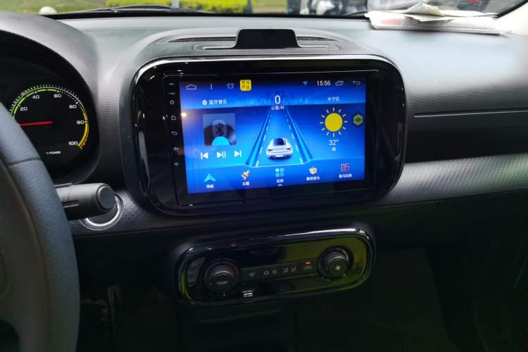 Used Roewe Clever 2021 302km All-Round Version Audio And AC Panel