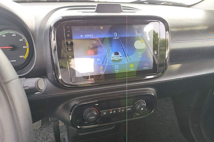 Used Roewe Clever 2021 302km Excellence Edition Audio And AC Panel