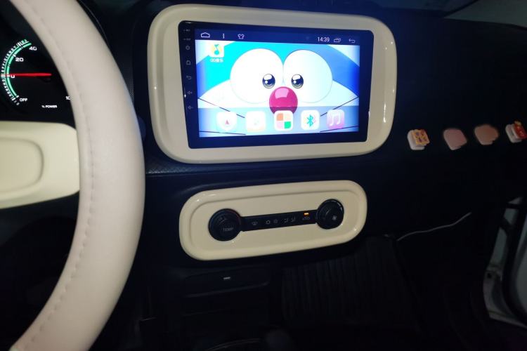 Used Roewe Clever 2021 302km All-Round Version Audio And AC Panel