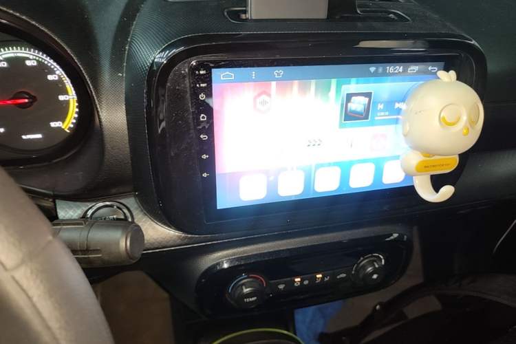 Used Roewe Clever 2021 302km Excellence Edition Audio And AC Panel