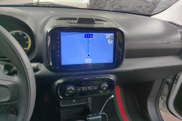 Used Roewe Clever 2021 302km Excellence Edition Audio And AC Panel