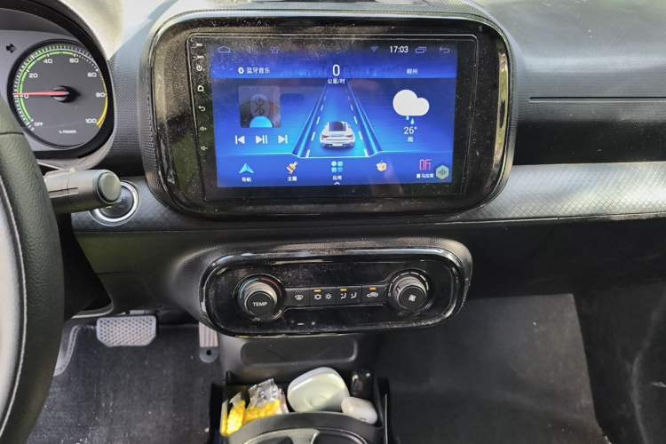 Used Roewe Clever 2021 302km All-Round Version Audio And AC Panel