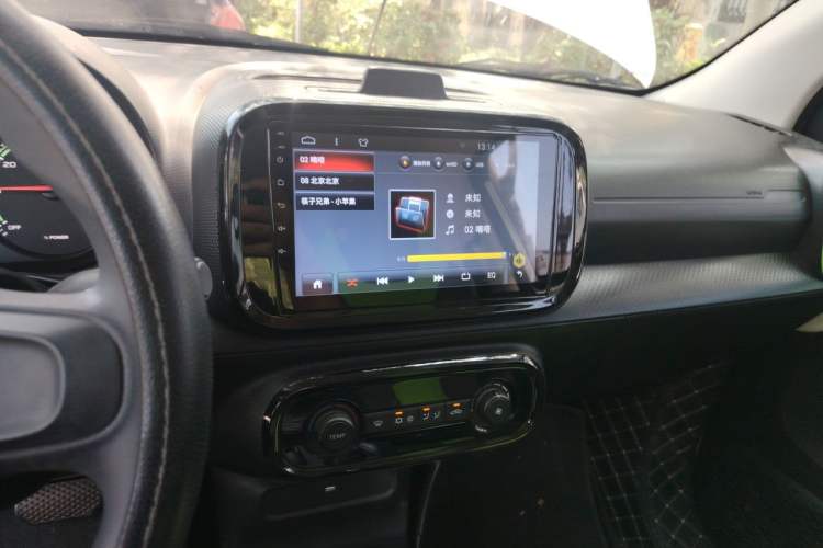 Used Roewe Clever 2021 302km All-Round Version Audio And AC Panel