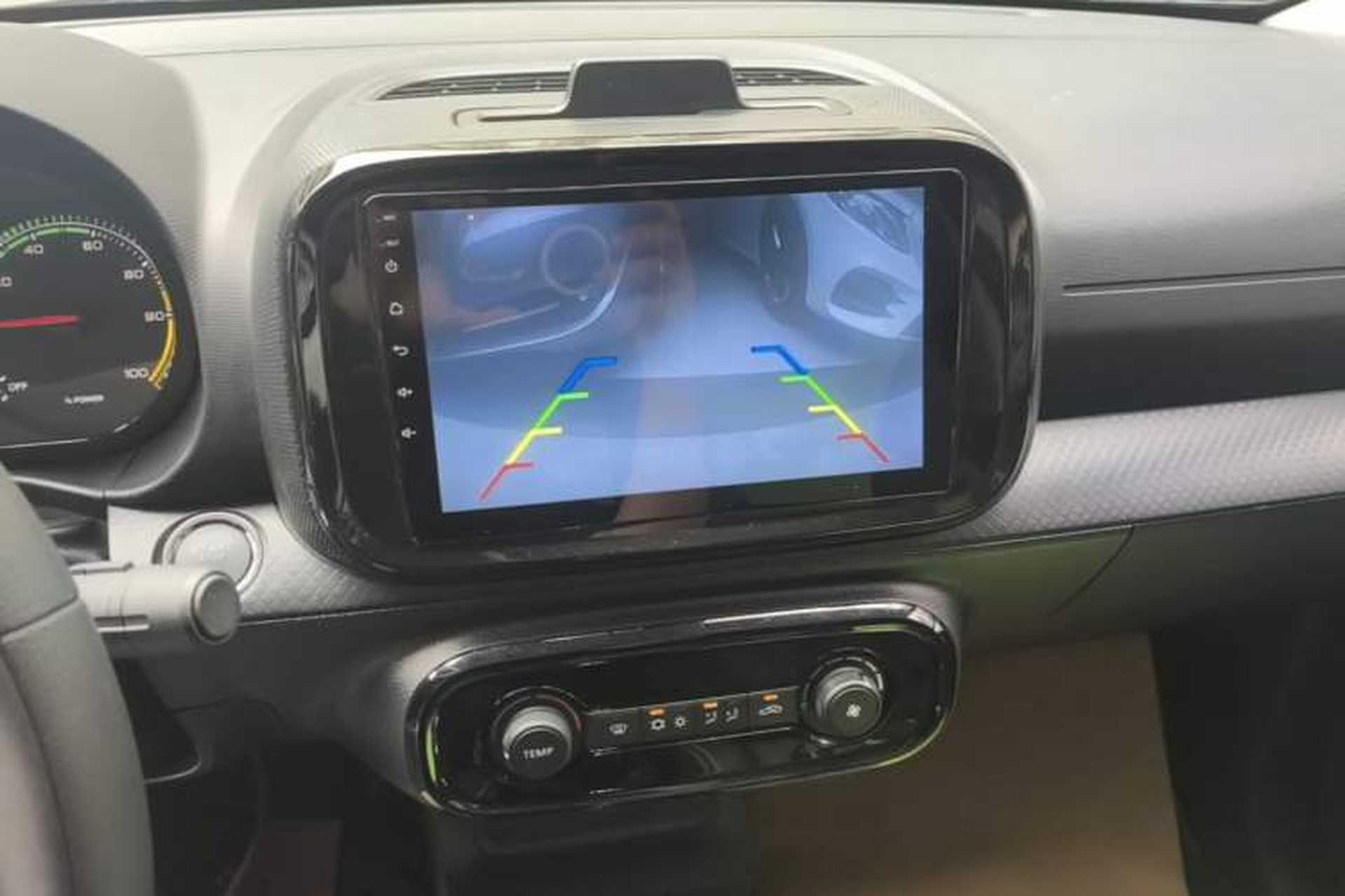 Used Roewe Clever 2021 302km All-Round Version Audio And AC Panel