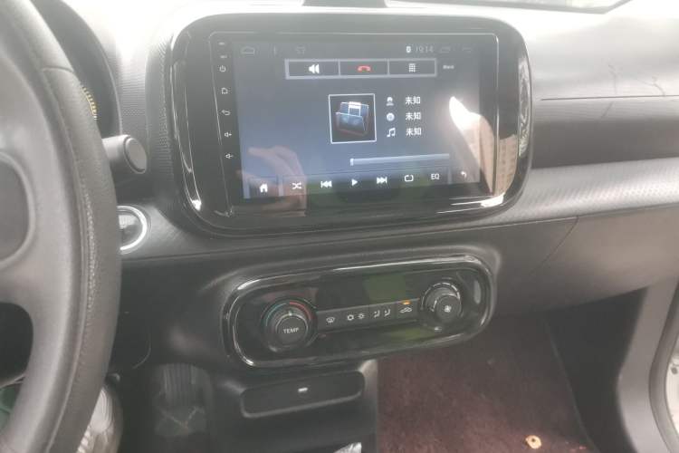 Used Roewe Clever 2021 302km Excellence Edition Audio And AC Panel