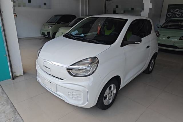 Used Roewe Clever 2021 302 km New Four-Seater Super-Efficient Version