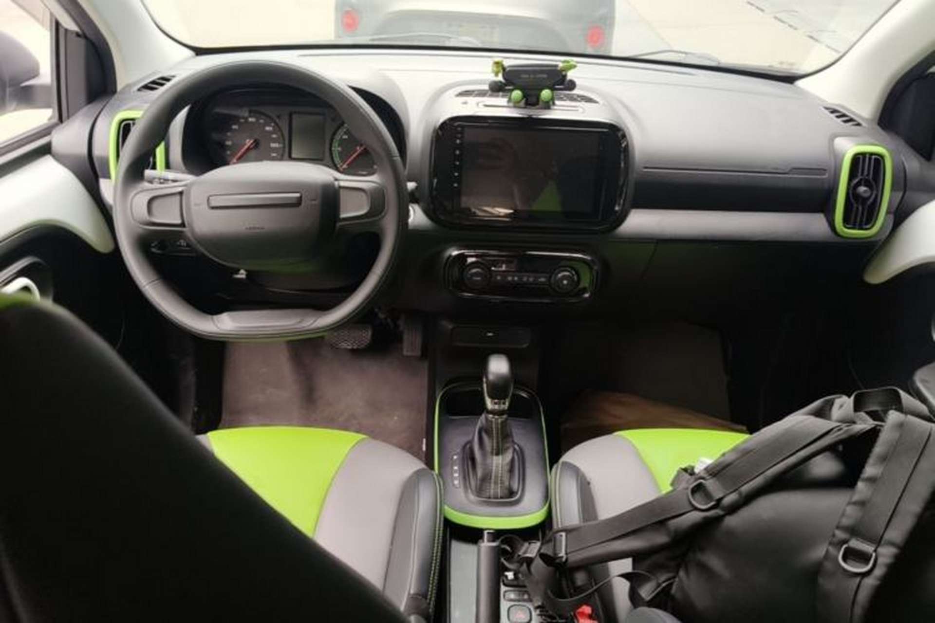Used Roewe Clever 2021 302km Excellence Edition Center Console