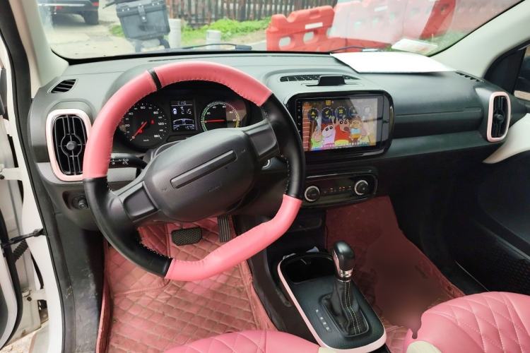 Used Roewe Clever 2021 302km All-Round Version Center Console